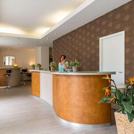Hotel The Originals City, Frisia, Beaulieu-sur-Mer