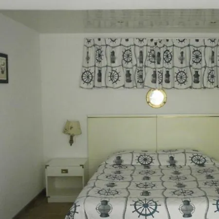 The Originals City, Frisia, Hotell