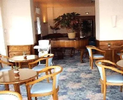 Отель The Originals City, Frisia, 3*