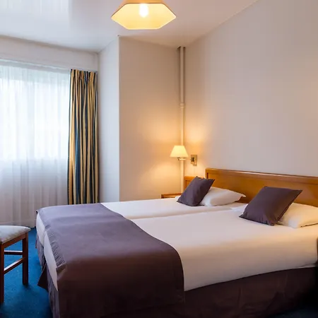 The Originals City, Frisia, Hotell